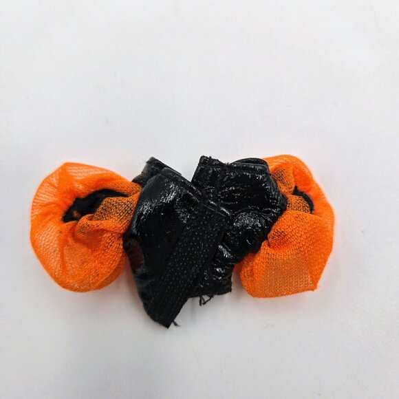 Monster High Casta Fierce Doll Accessories Broom Boots Dress Top Mattel Read - Picture 9 of 13